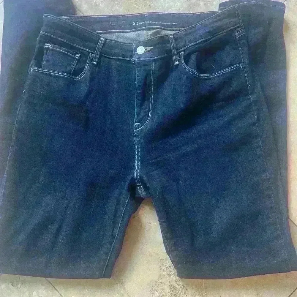 Levi’s 32 High Rise Skinny very good condition